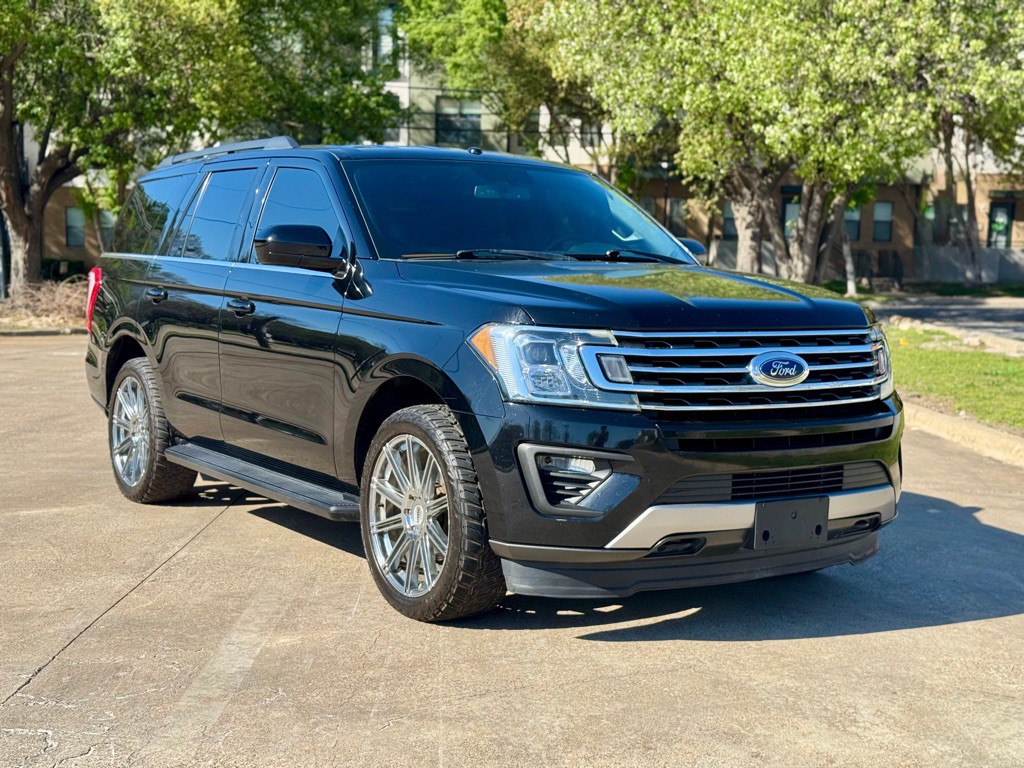 2018 Ford Expedition Image 2