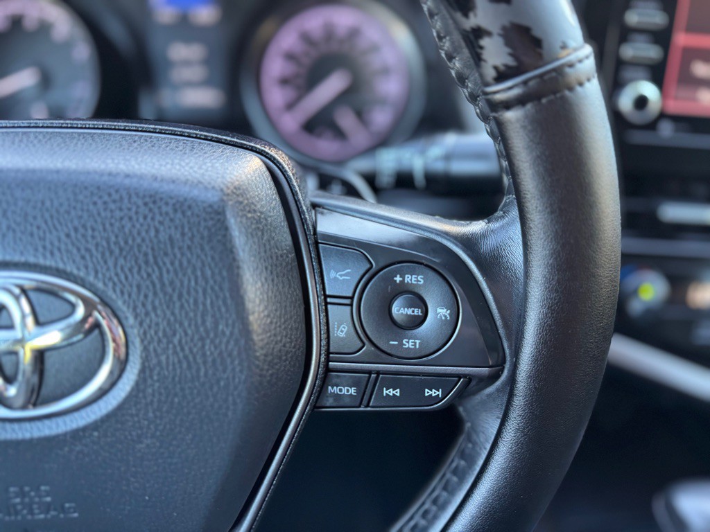 2021 Toyota Camry Image 18