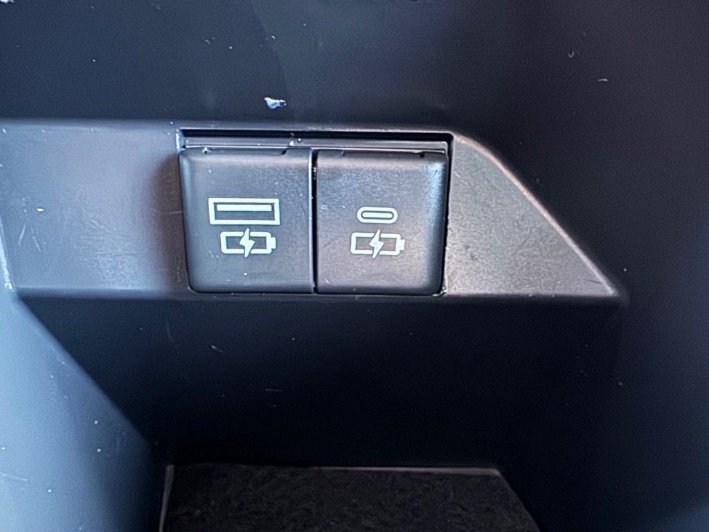 2021 Toyota Camry Image 26