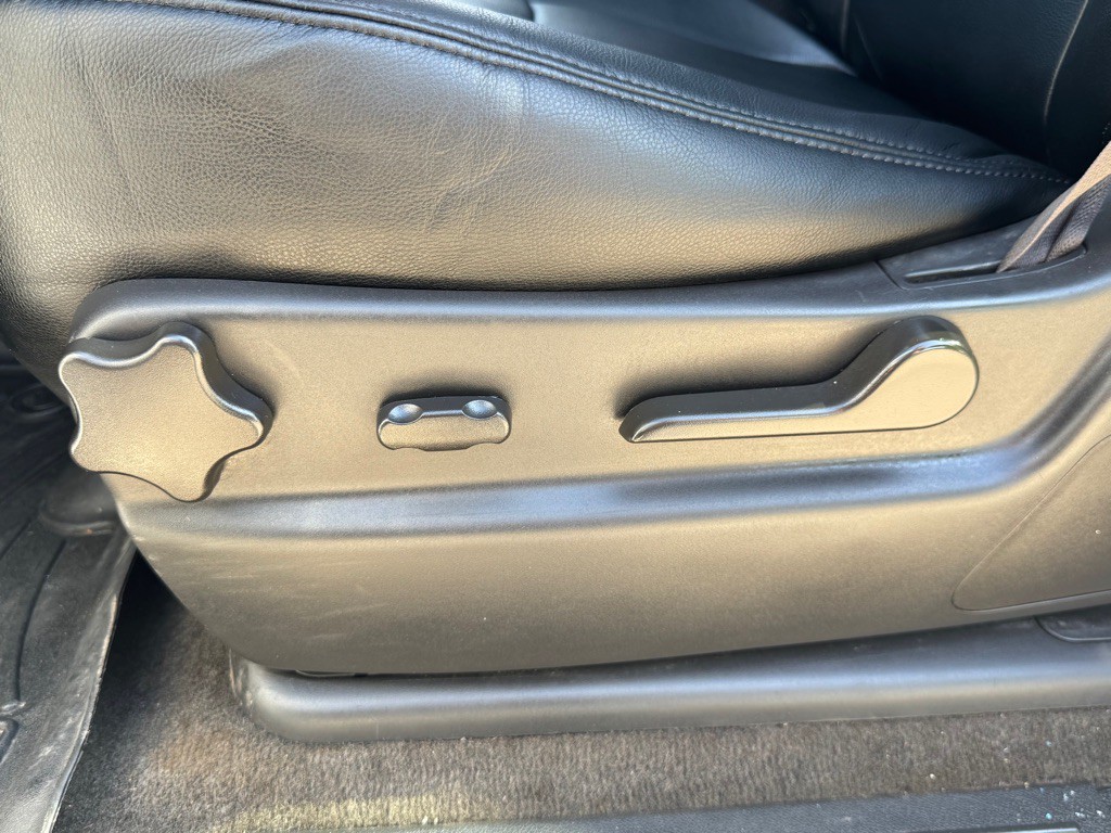 2014 Chevrolet Suburban Image 8