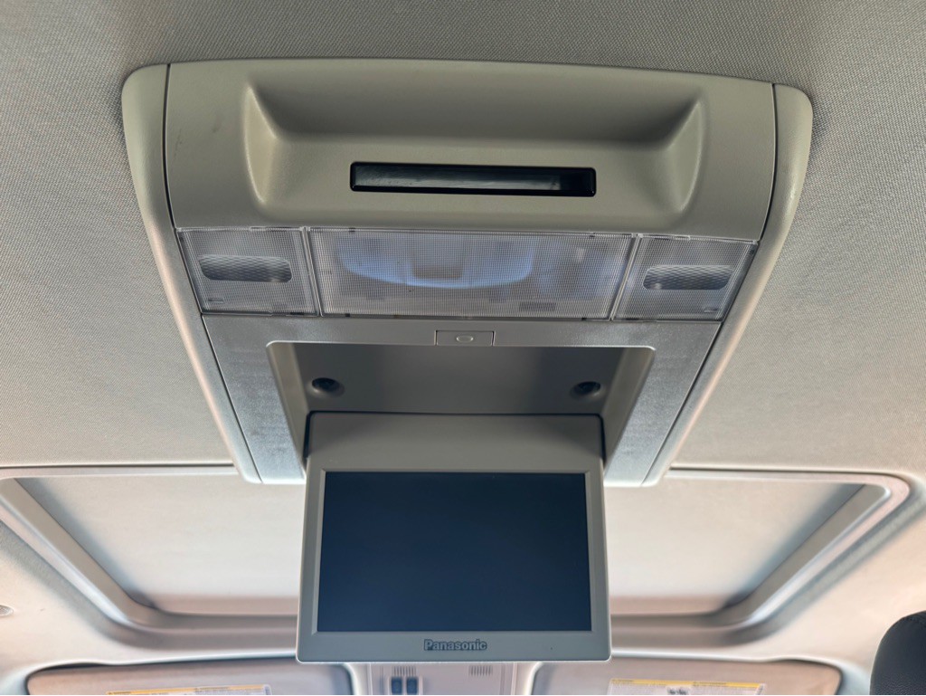 2014 Chevrolet Suburban Image 21