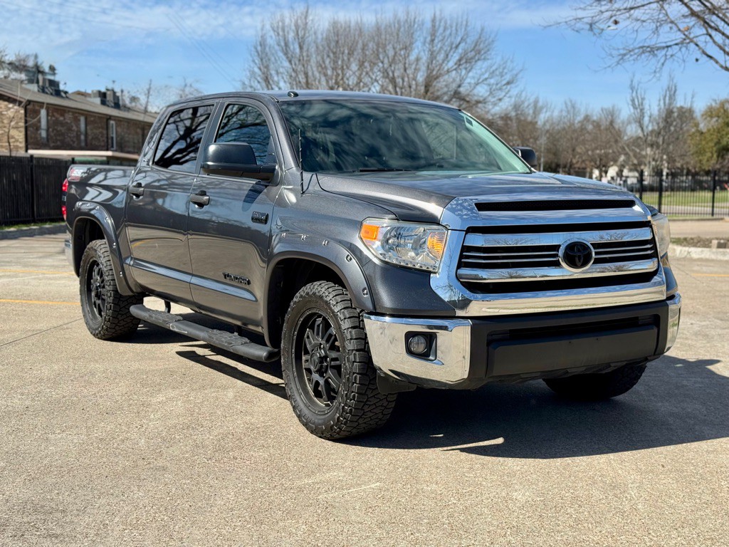 2016 Toyota Tundra Image 2