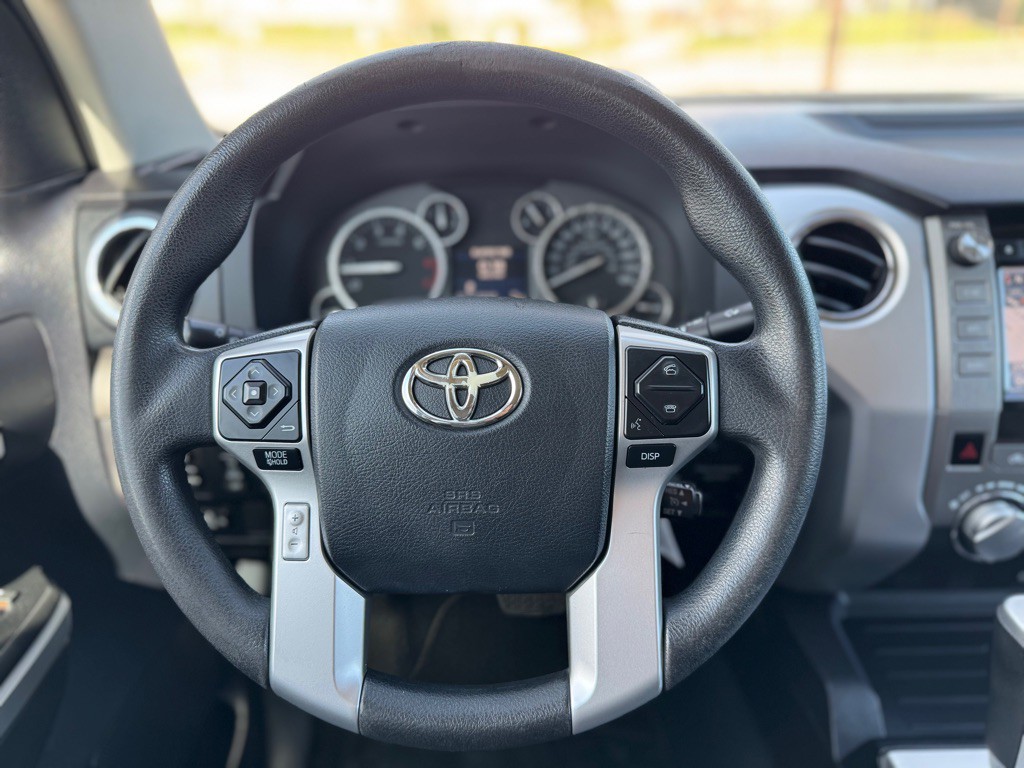 2016 Toyota Tundra Image 10