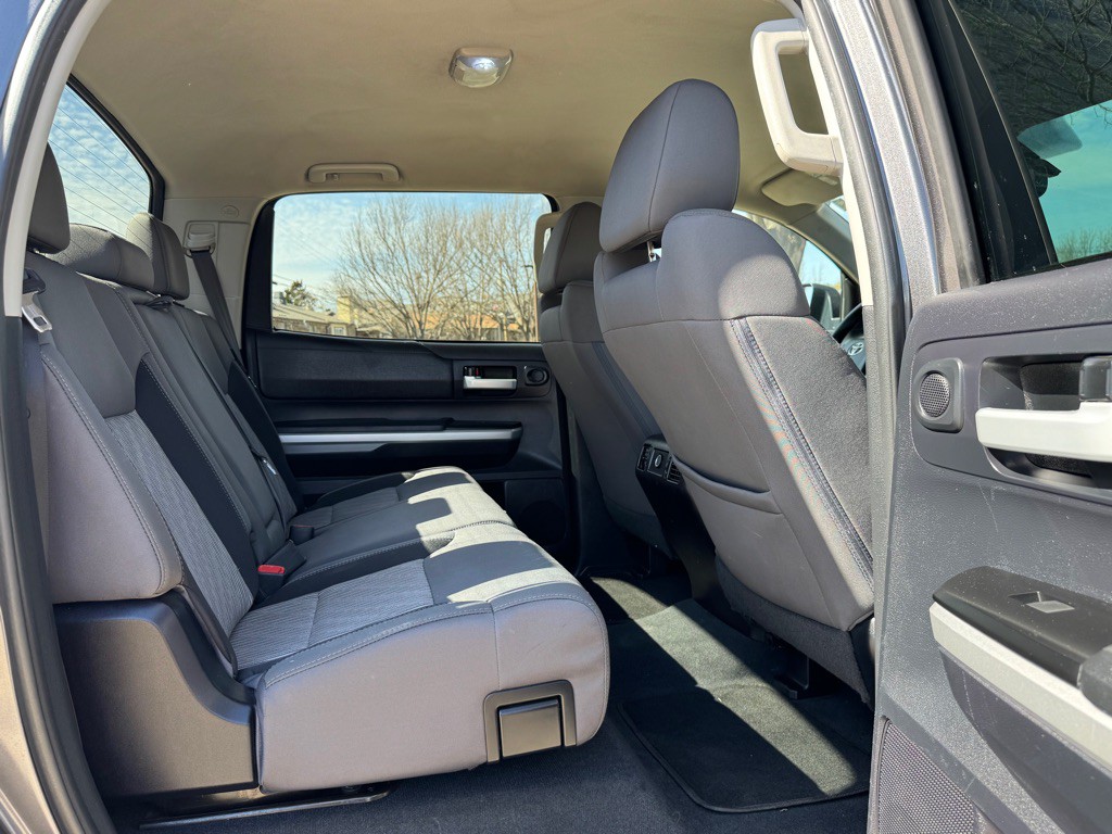2016 Toyota Tundra Image 26