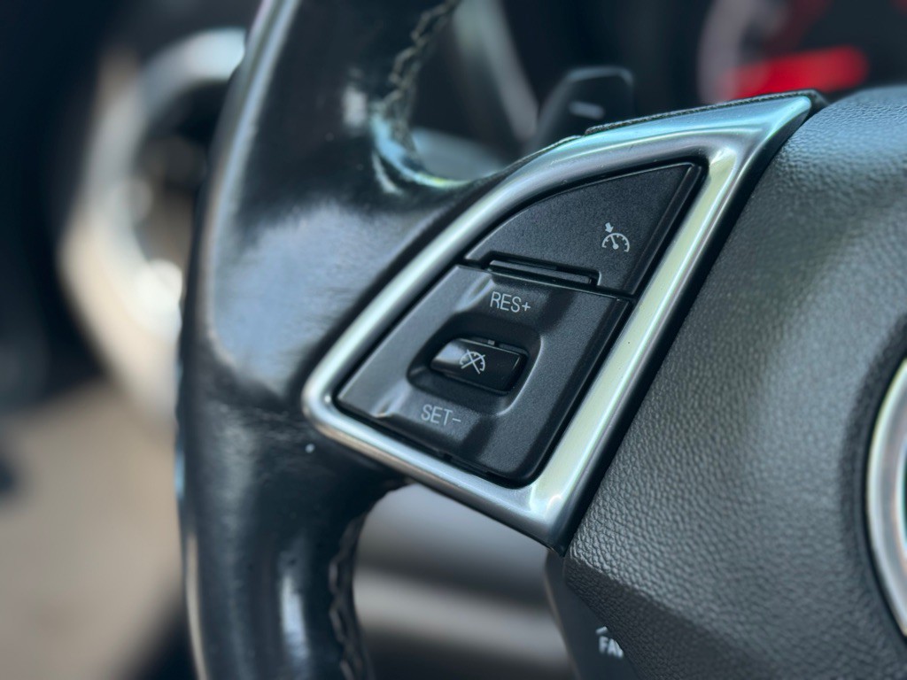 2017 Chevrolet Camaro Image 11