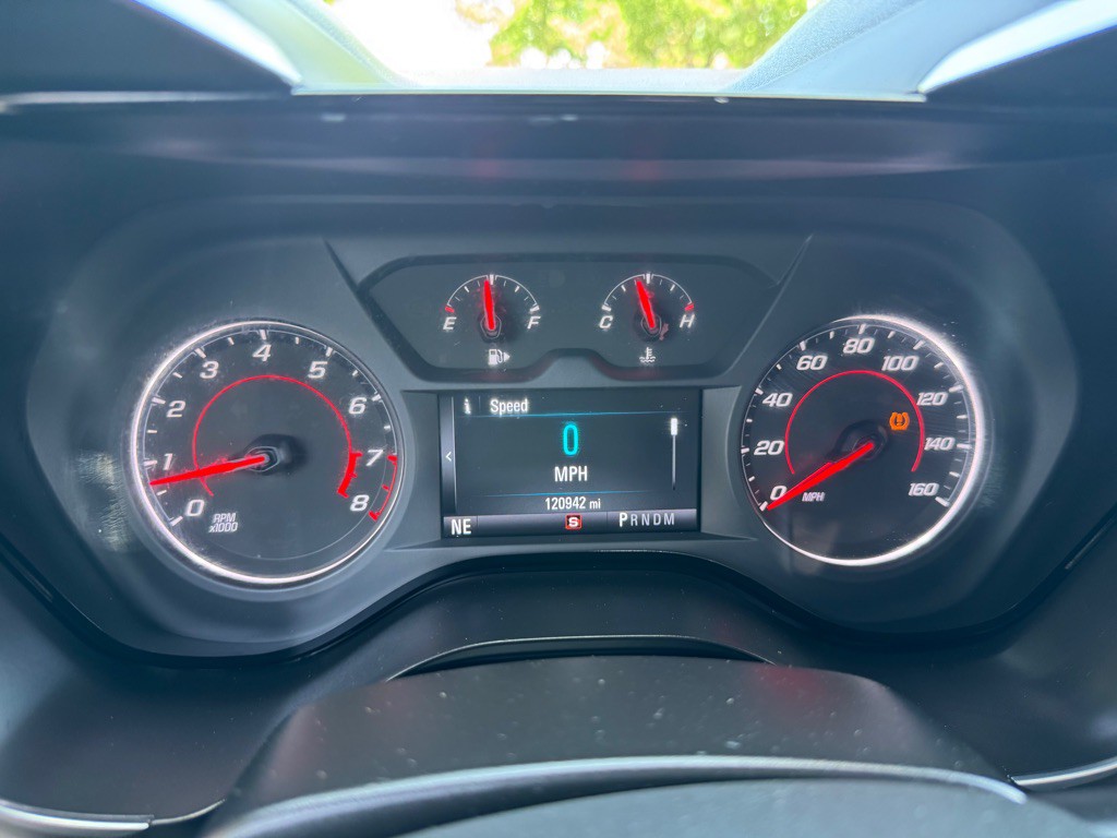 2017 Chevrolet Camaro Image 15