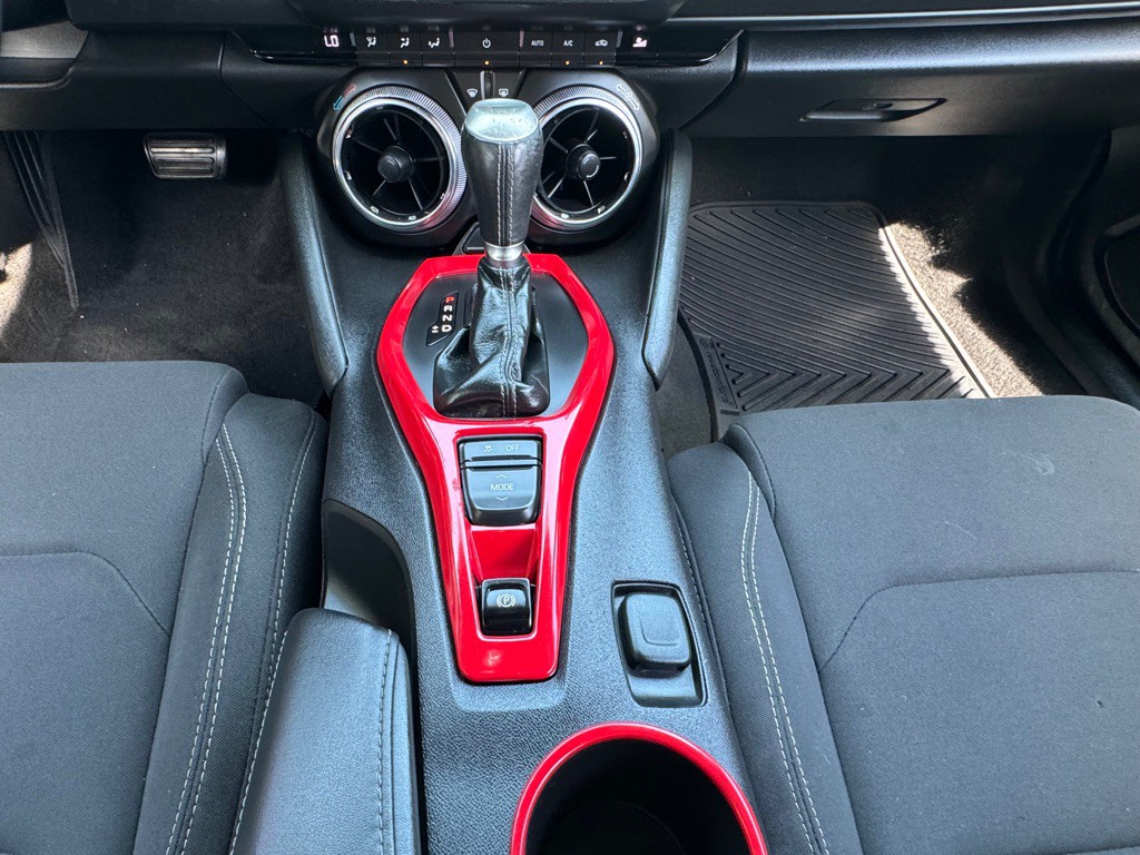 2017 Chevrolet Camaro Image 16