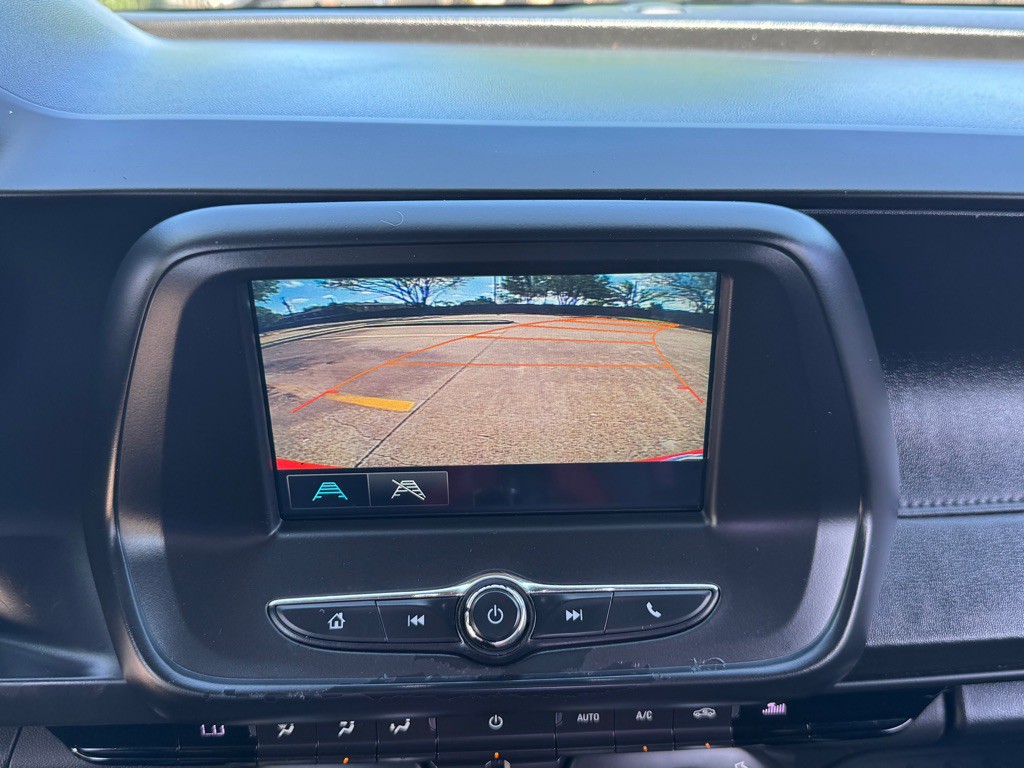 2017 Chevrolet Camaro Image 19