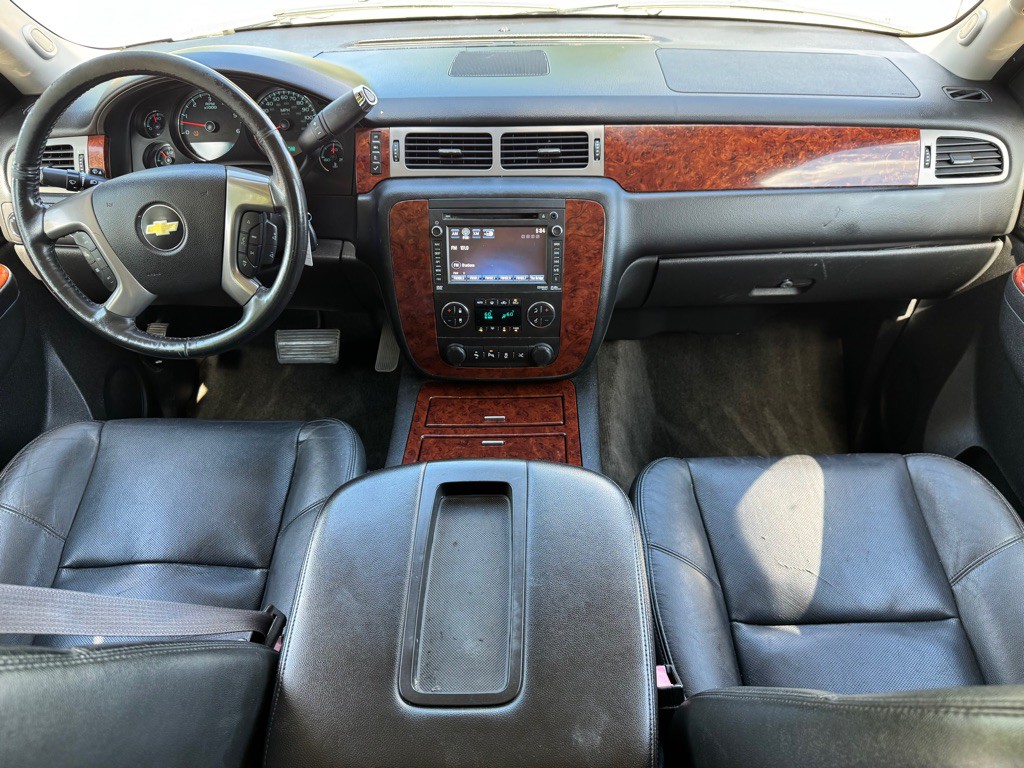 2012 Chevrolet Avalanche Image 18