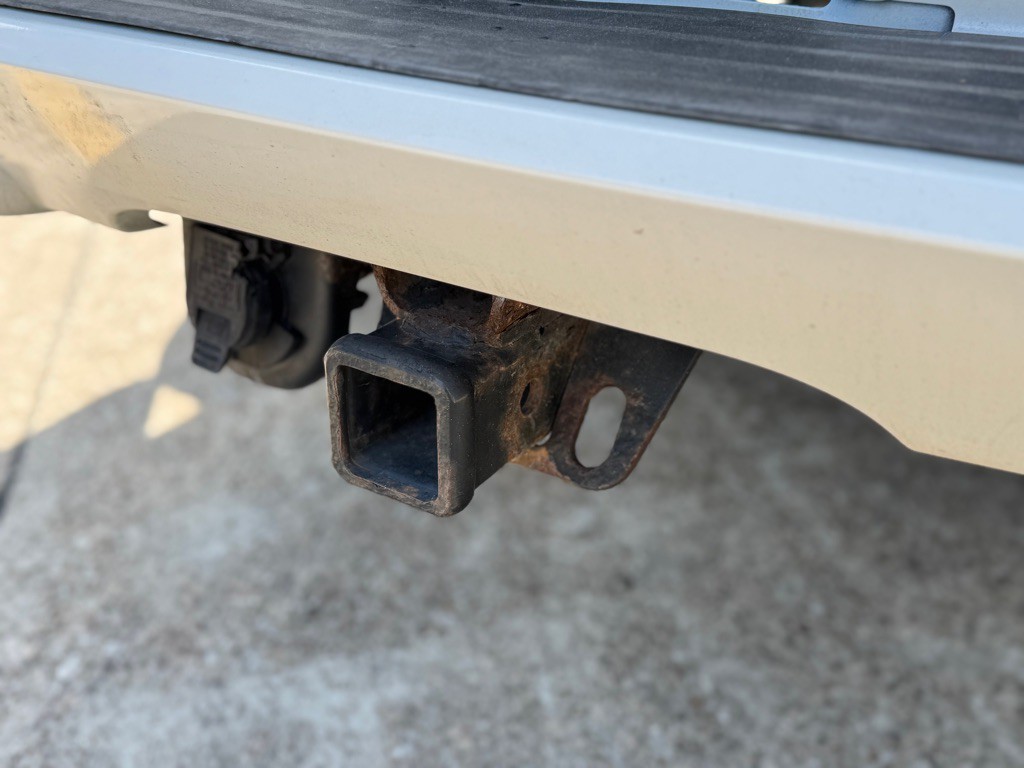 2012 Chevrolet Avalanche Image 31