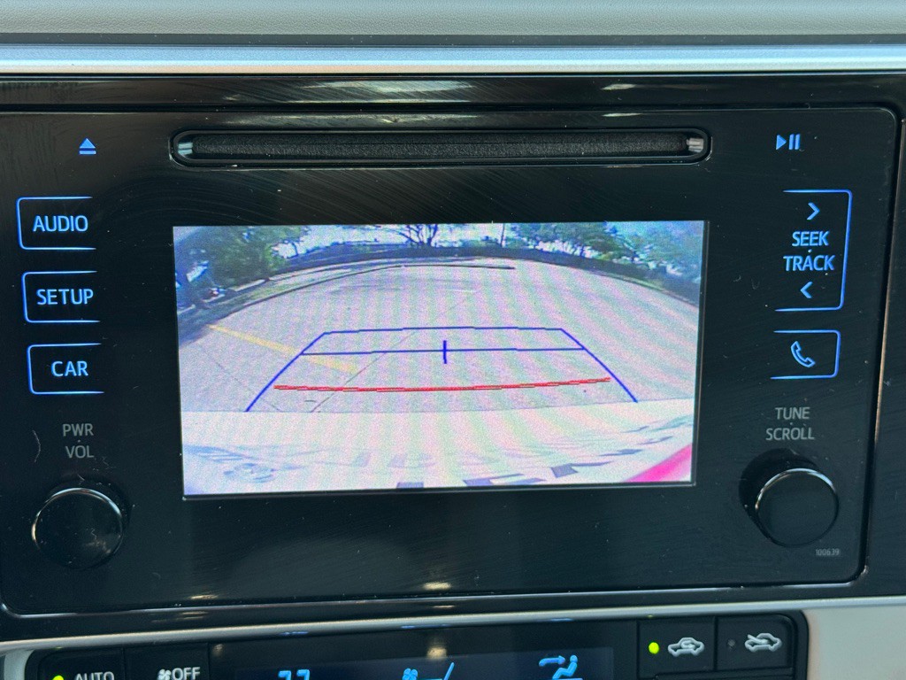 2018 Toyota Corolla Image 19