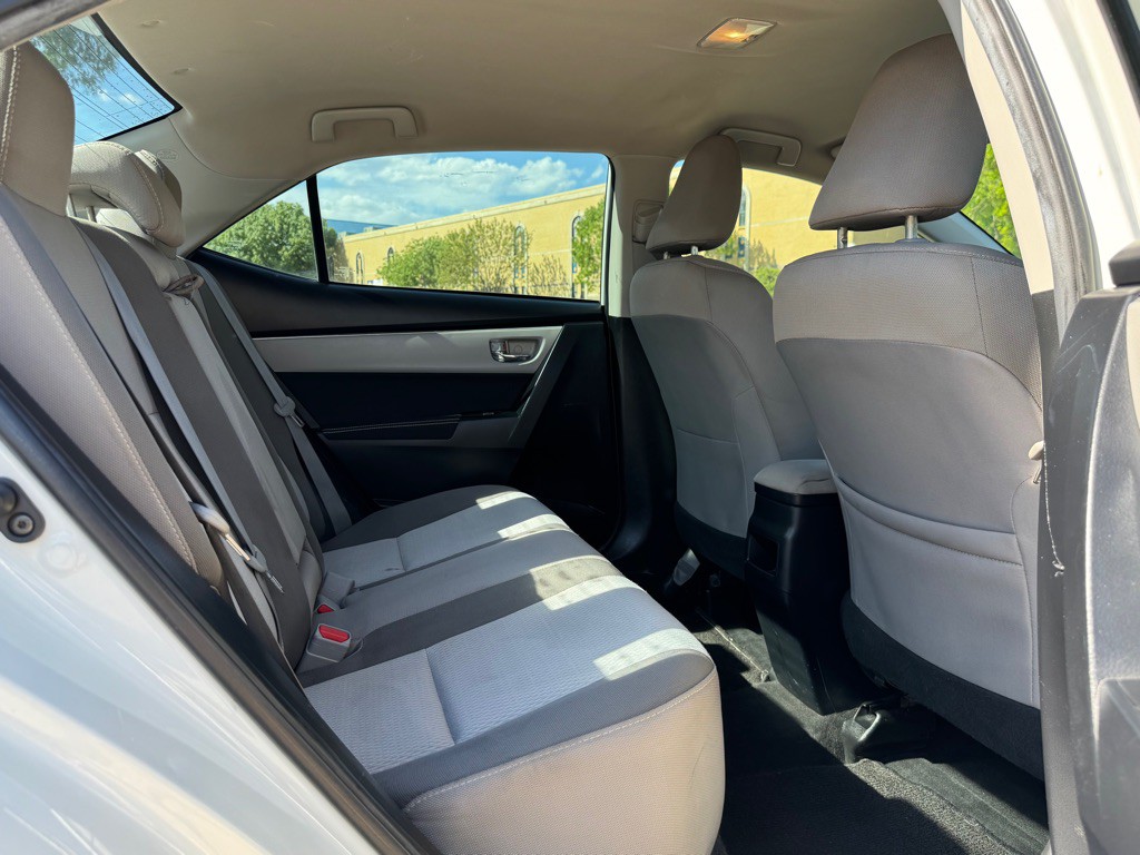 2018 Toyota Corolla Image 24