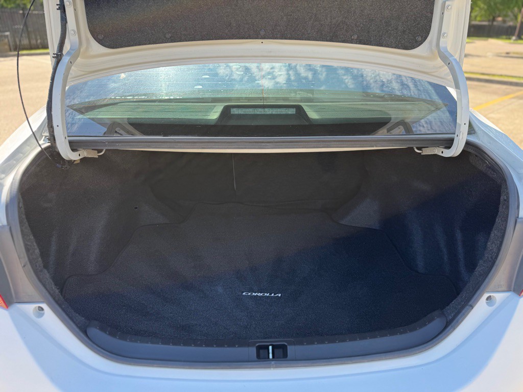 2018 Toyota Corolla Image 27