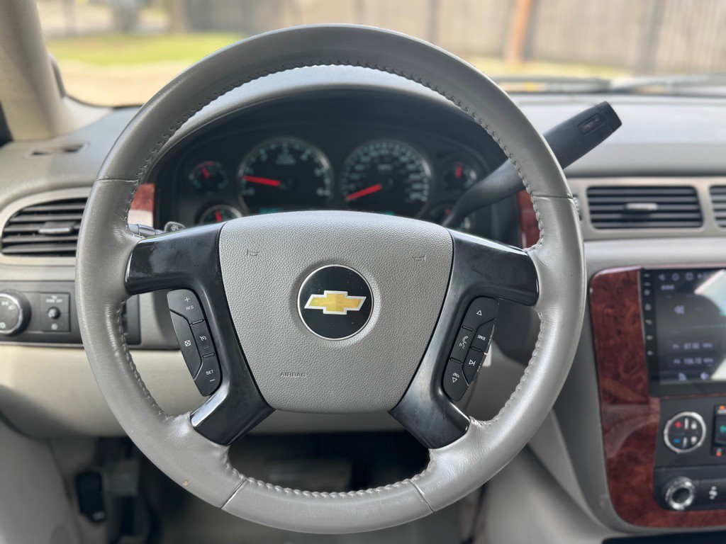 2010 Chevrolet Tahoe Image 10