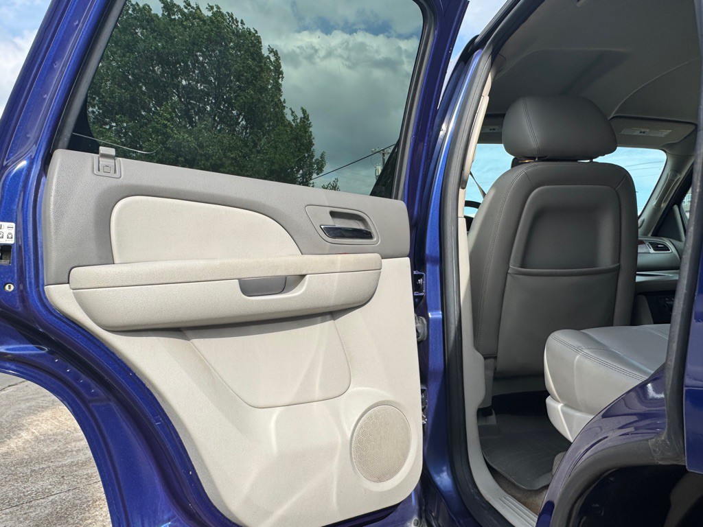 2010 Chevrolet Tahoe Image 21