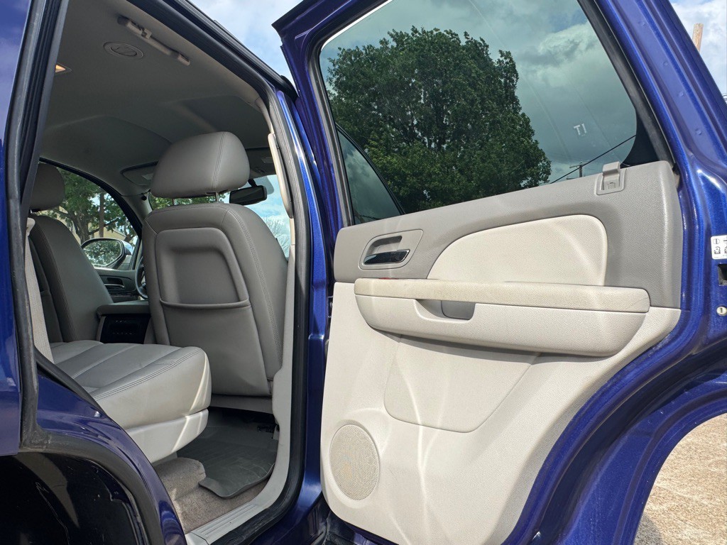 2010 Chevrolet Tahoe Image 23