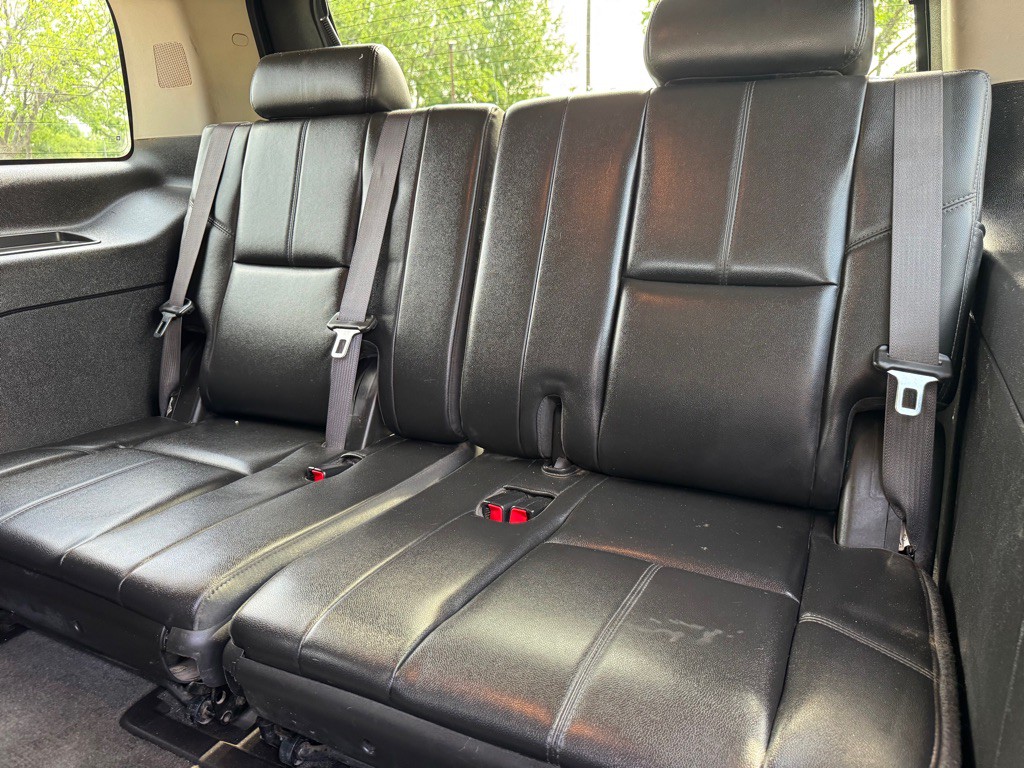 2013 Chevrolet Tahoe Image 28