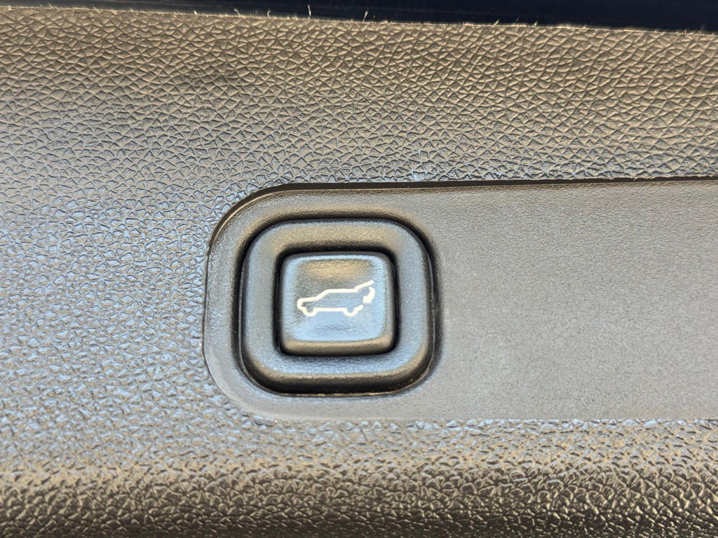 2013 Chevrolet Tahoe Image 34