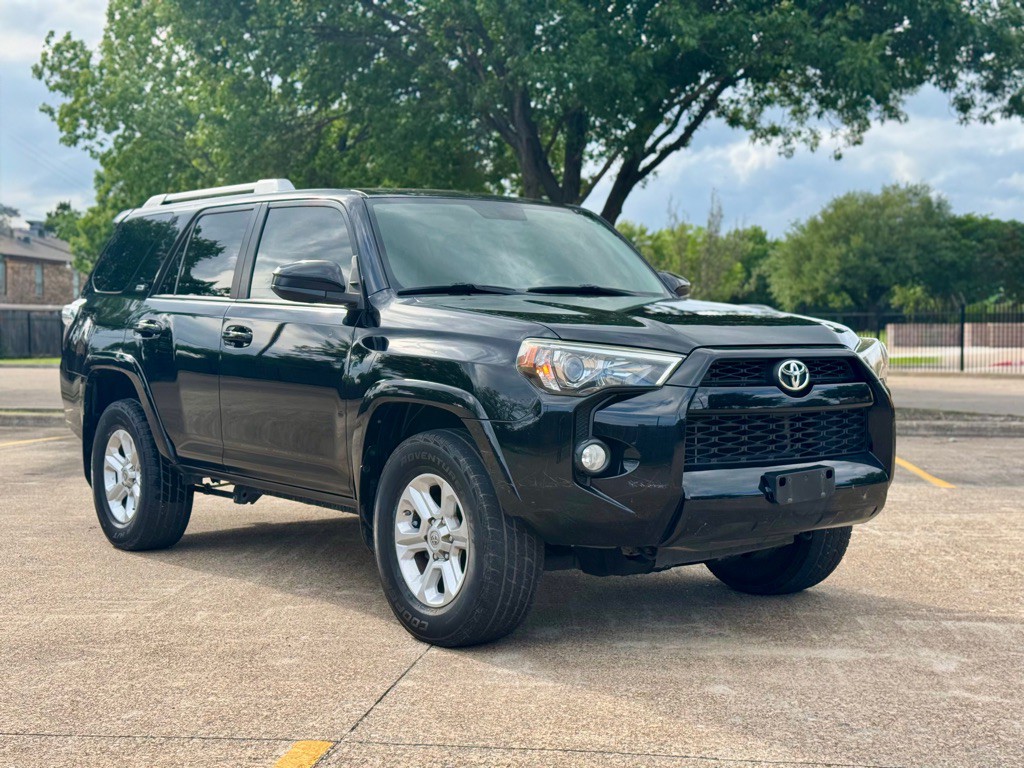 2017 Toyota 4Runner Image 2