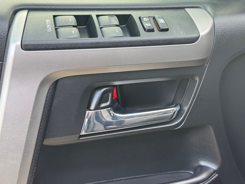 2017 Toyota 4Runner Image 6