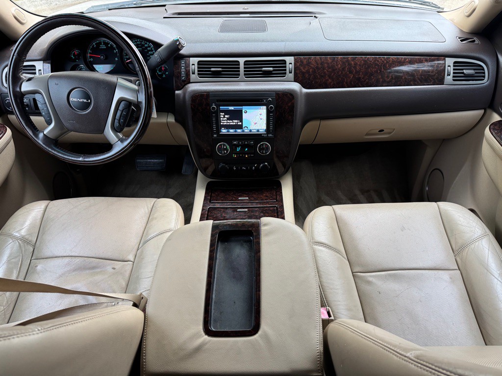 2014 GMC Yukon Image 17