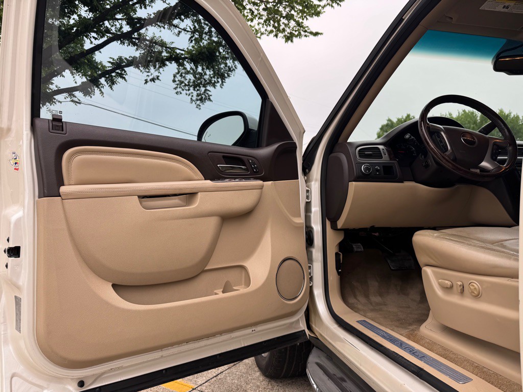 2014 GMC Yukon Image 37