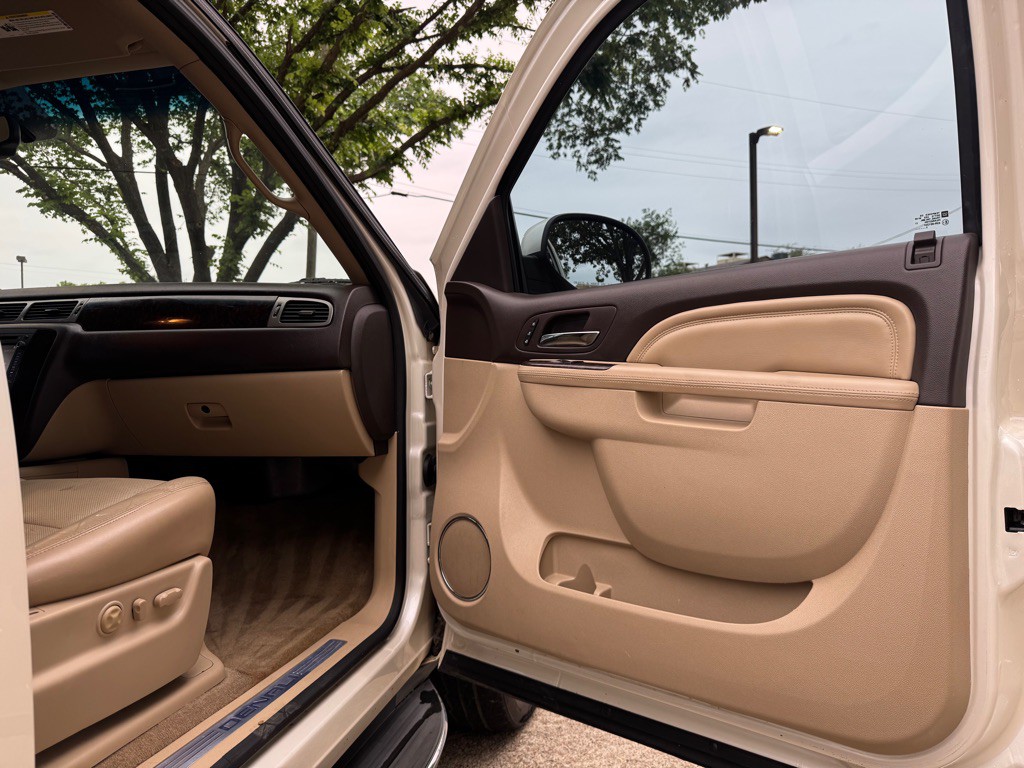 2014 GMC Yukon Image 61