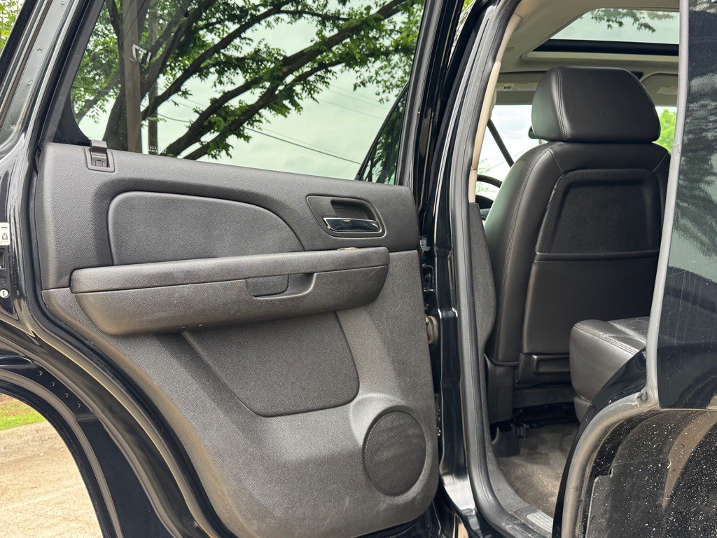 2009 Chevrolet Tahoe Image 28