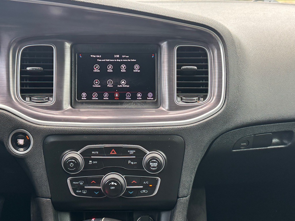 2018 Dodge Charger Image 17