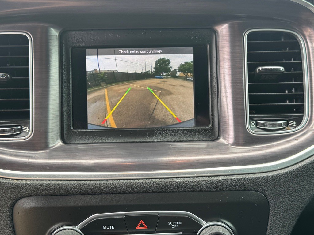 2018 Dodge Charger Image 18