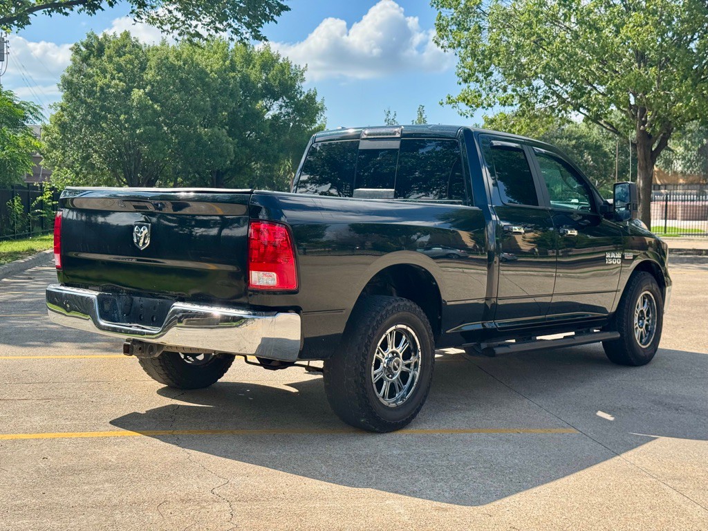 2016 RAM 1500 Image 3