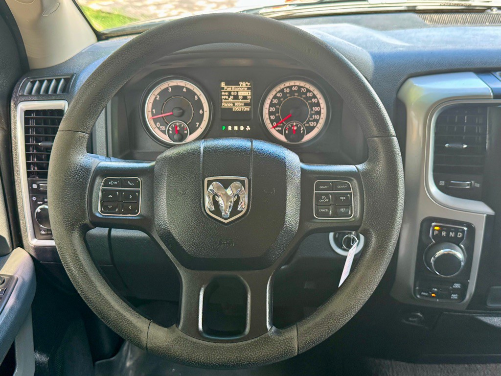 2016 RAM 1500 Image 9