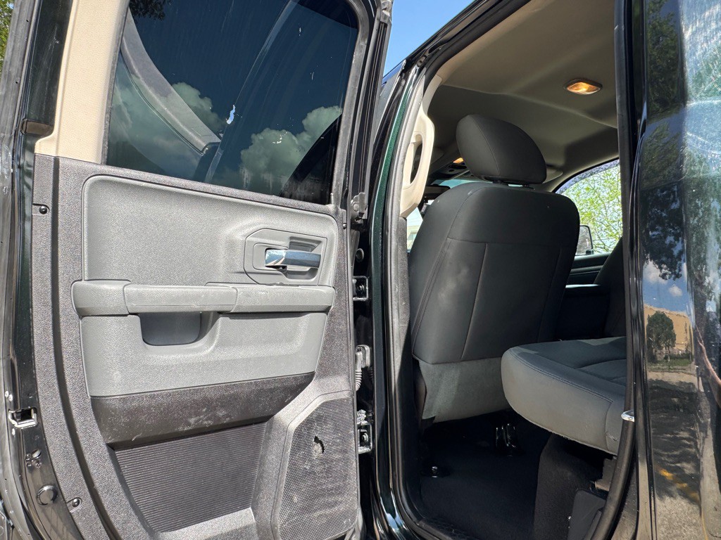 2016 RAM 1500 Image 21