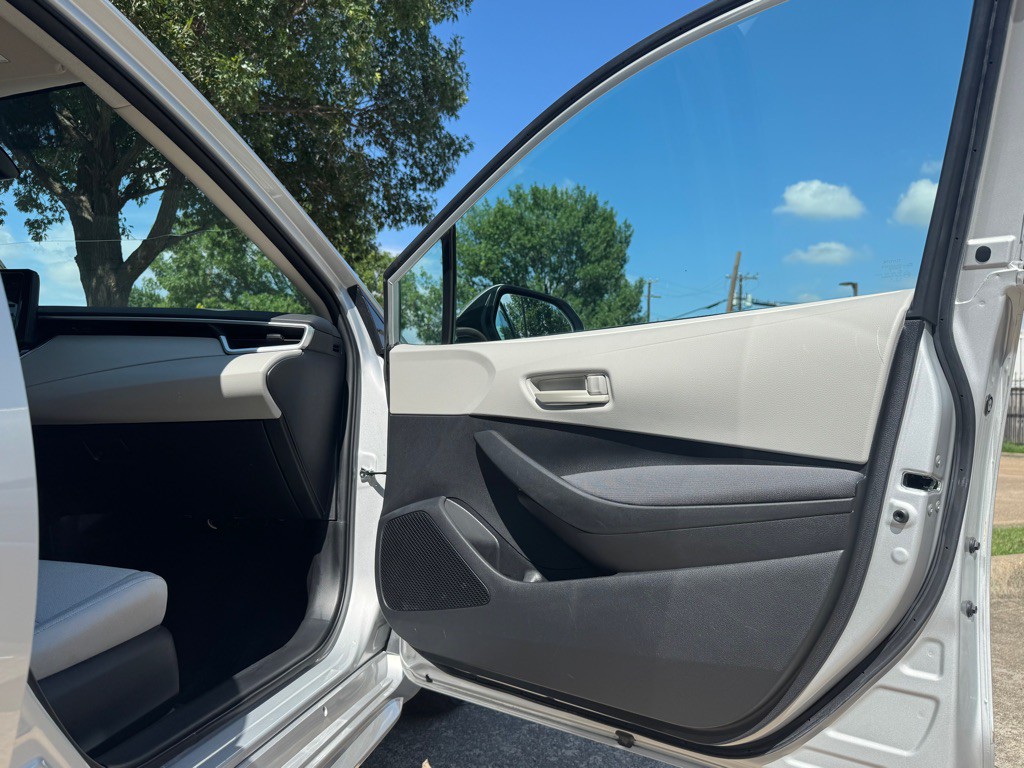 2022 Toyota Corolla Image 25