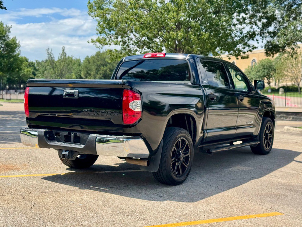 2018 Toyota Tundra Image 3