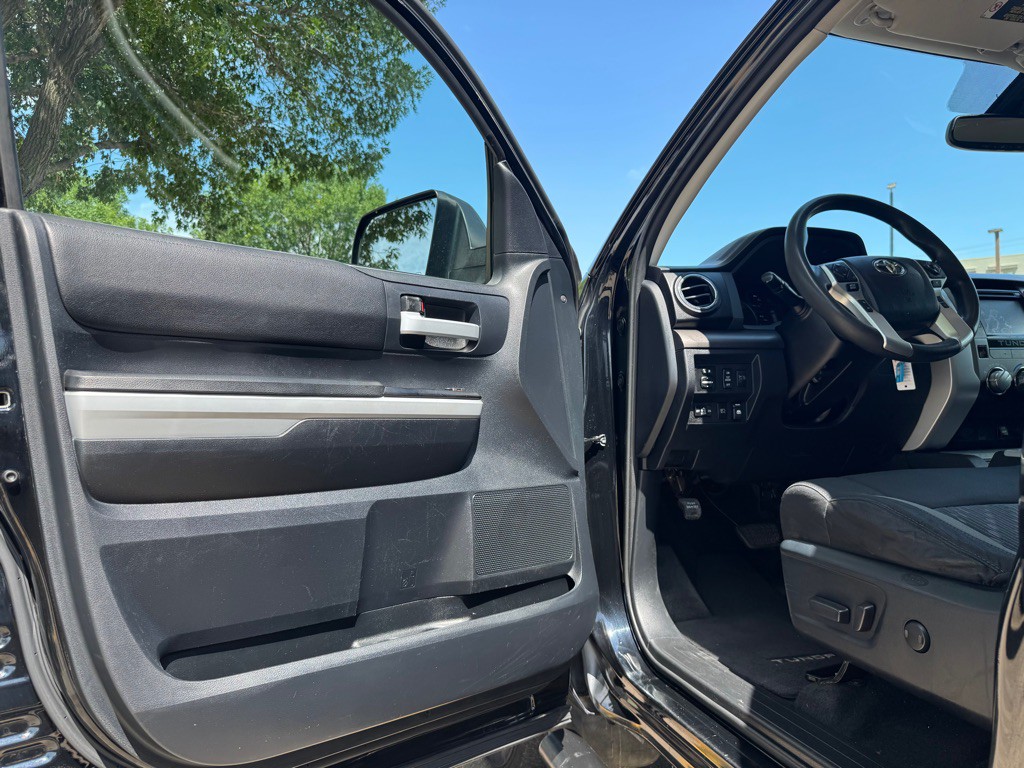 2018 Toyota Tundra Image 5