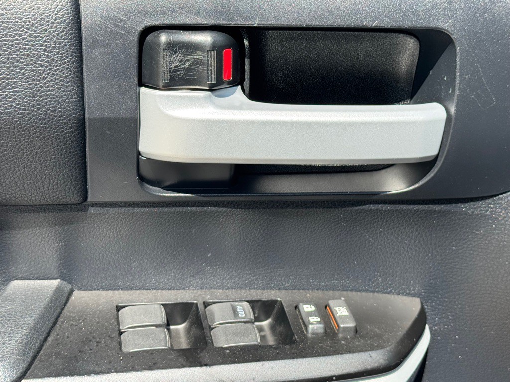 2018 Toyota Tundra Image 6