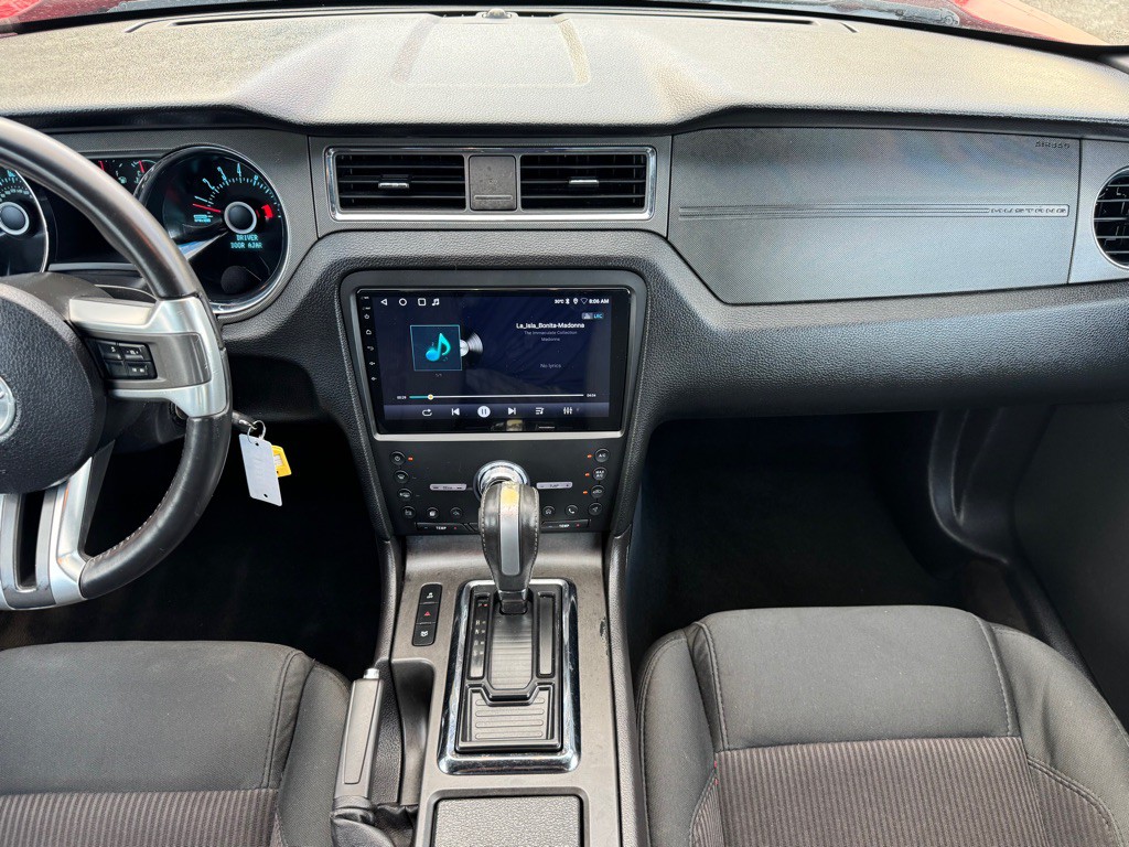 2013 Ford Mustang Image 11