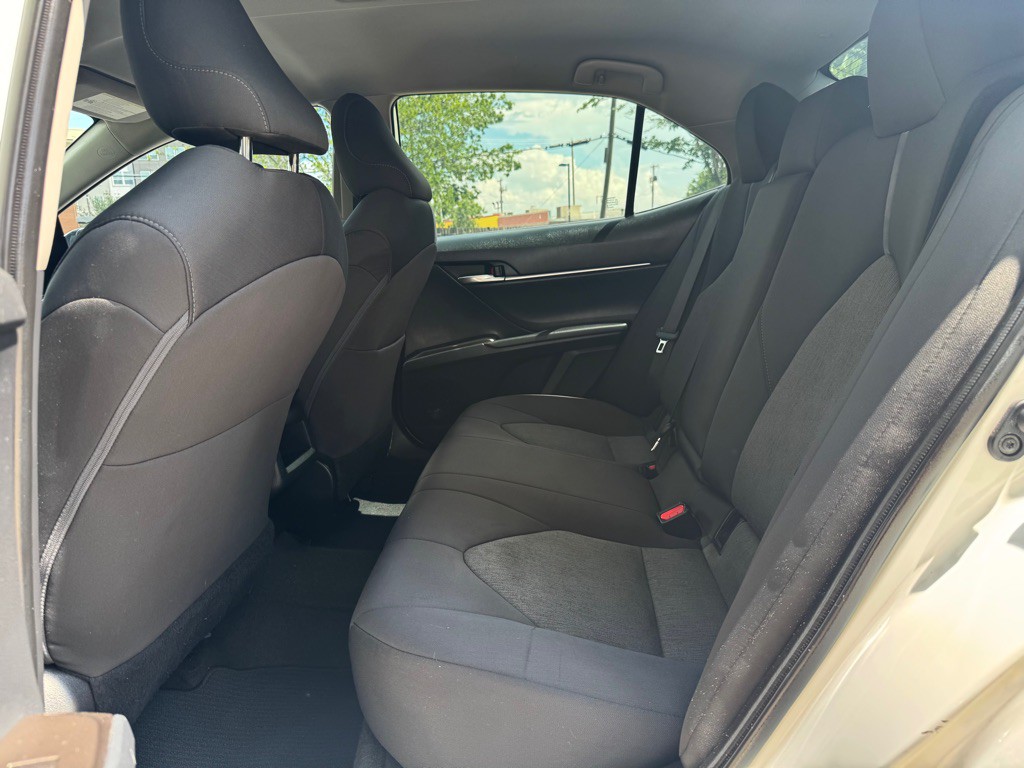 2021 Toyota Camry Image 23