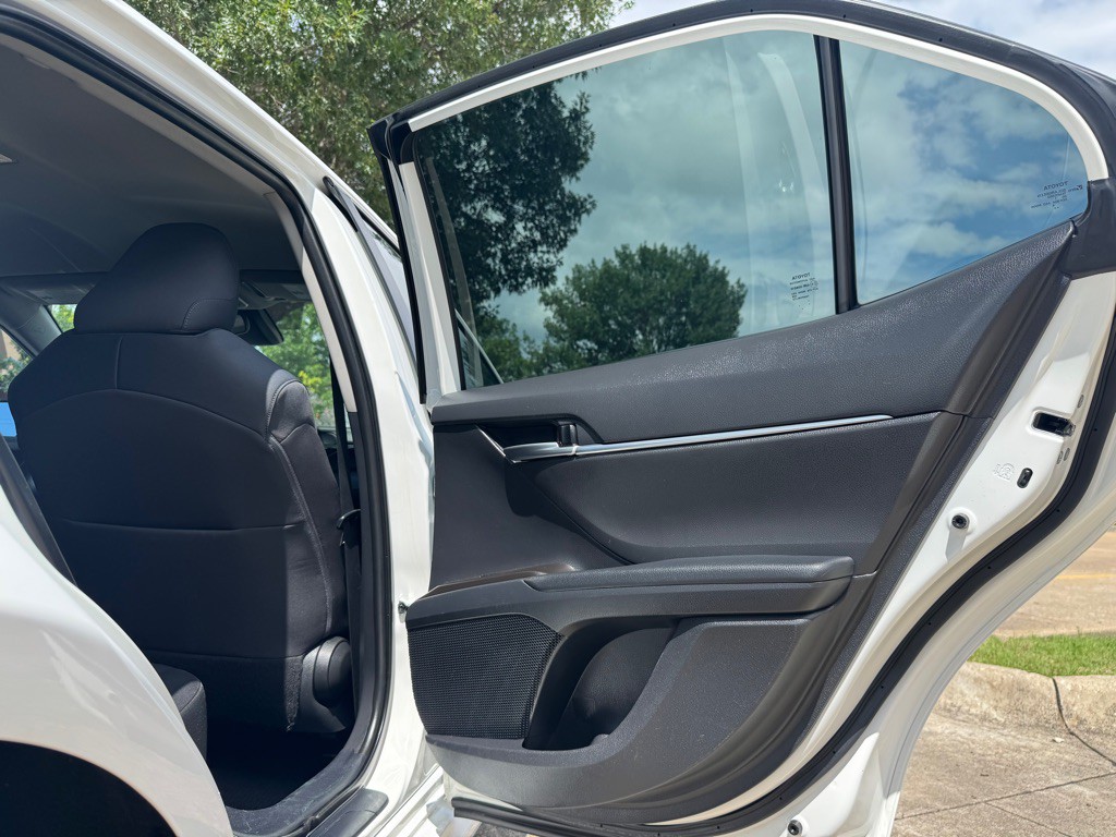 2021 Toyota Camry Image 24