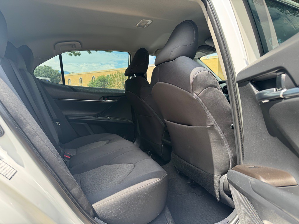 2021 Toyota Camry Image 25