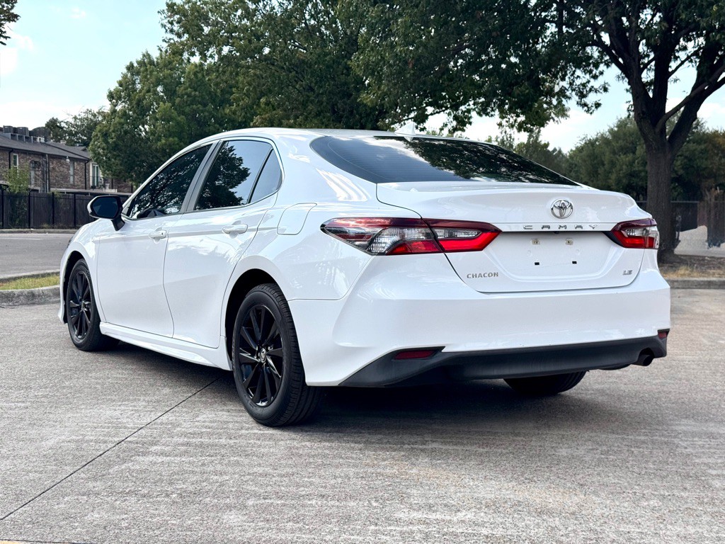 2021 Toyota Camry Image 4
