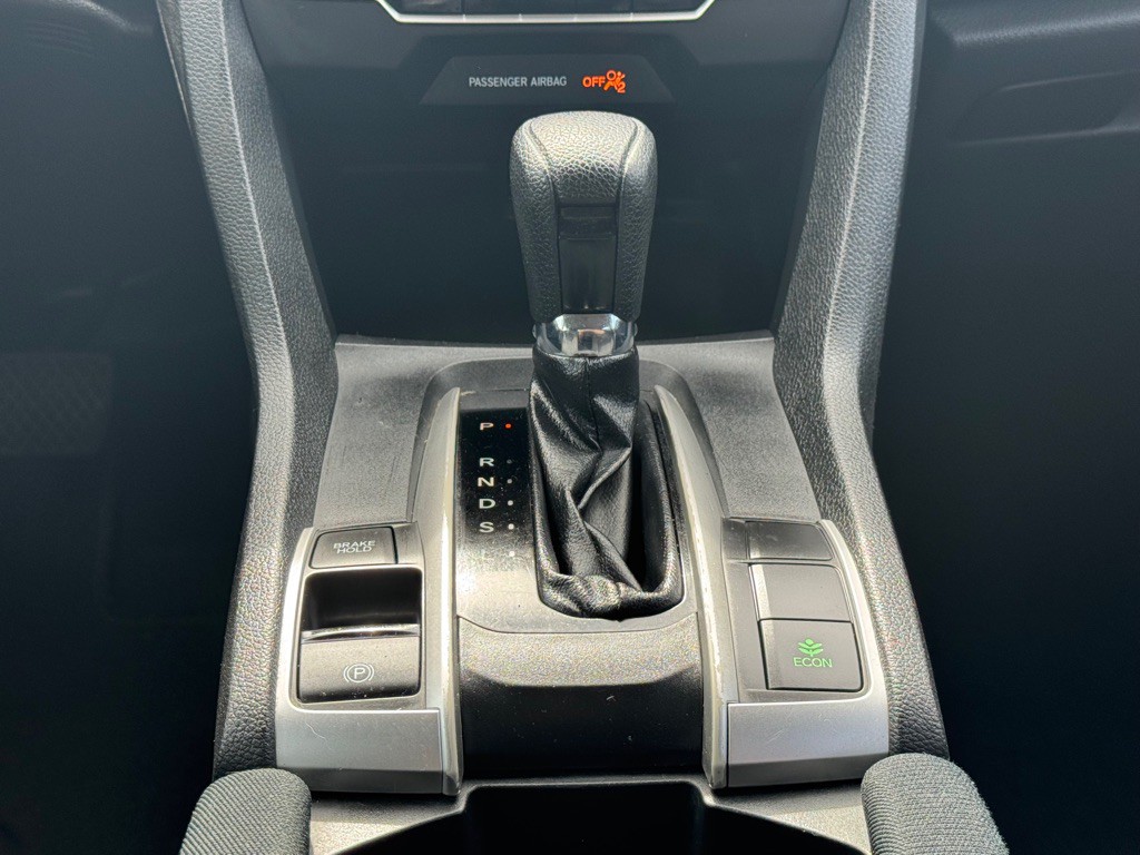 2016 Honda Civic Image 16