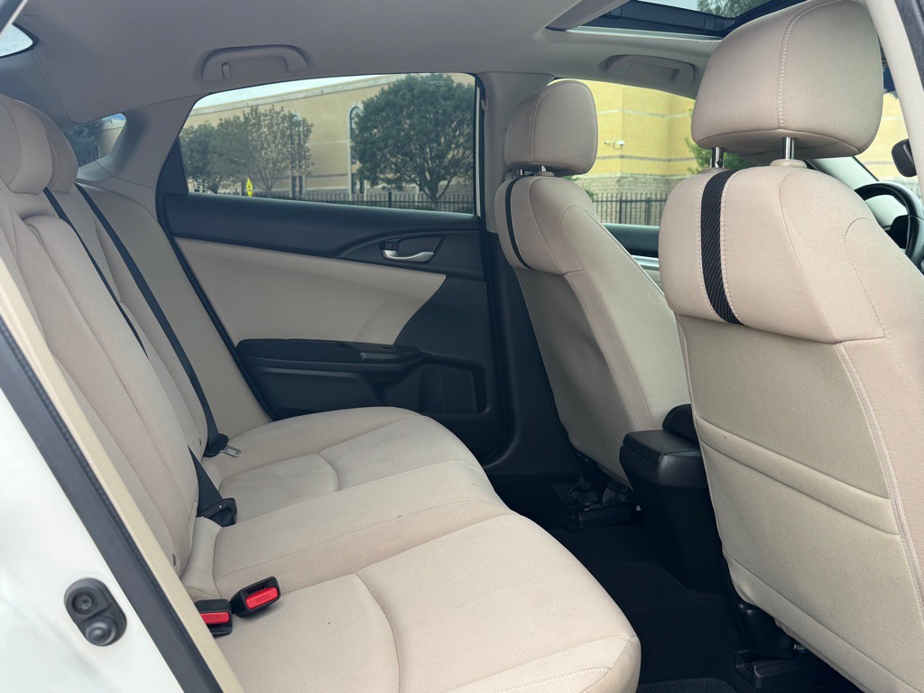 2018 Honda Civic Image 26