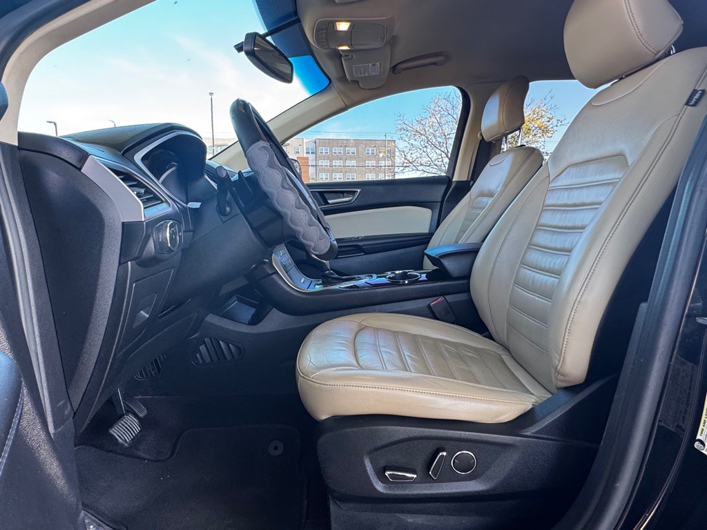 2016 Ford Edge Image 7