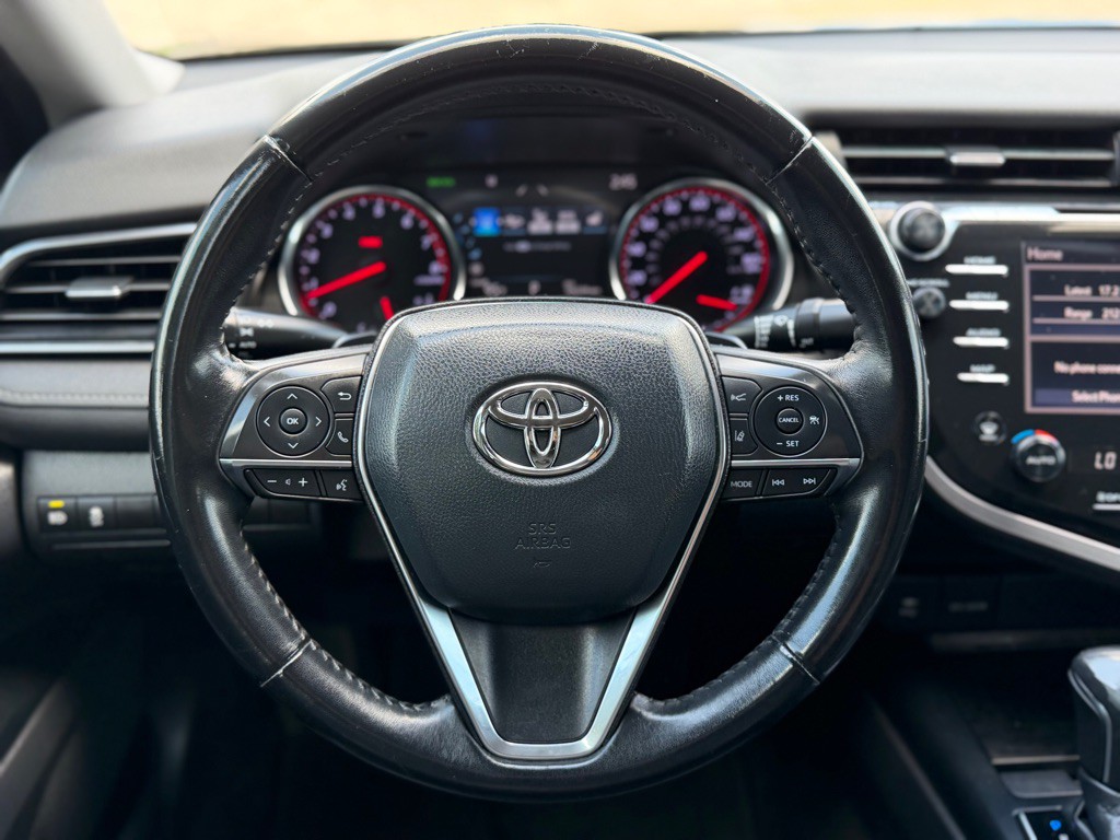 2019 Toyota Camry Image 14