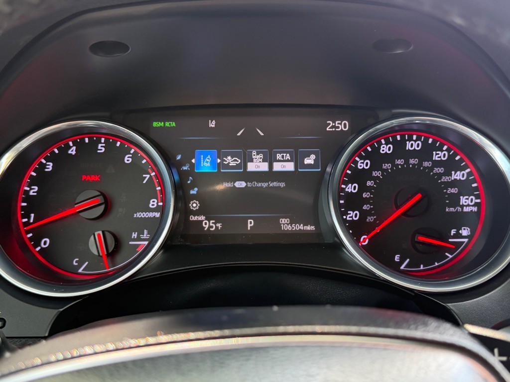 2019 Toyota Camry Image 15