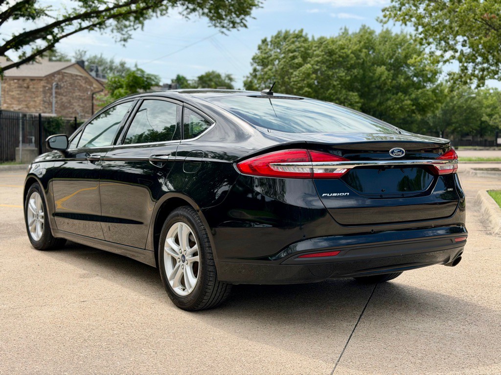 2018 Ford Fusion Image 4