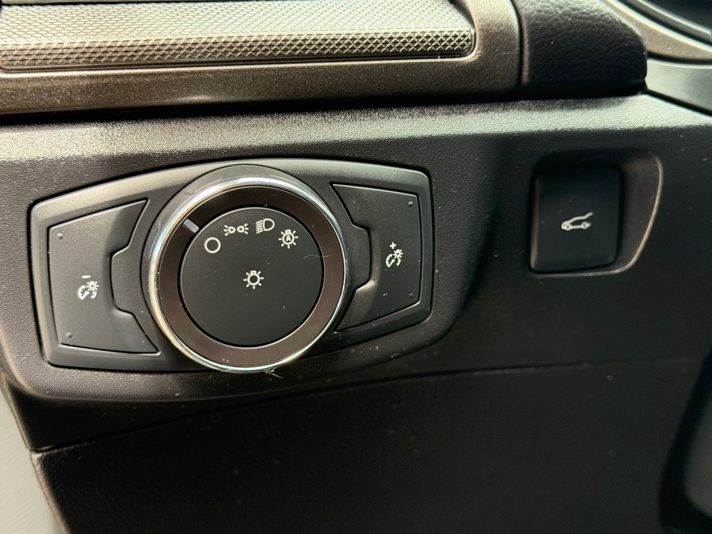 2018 Ford Fusion Image 9