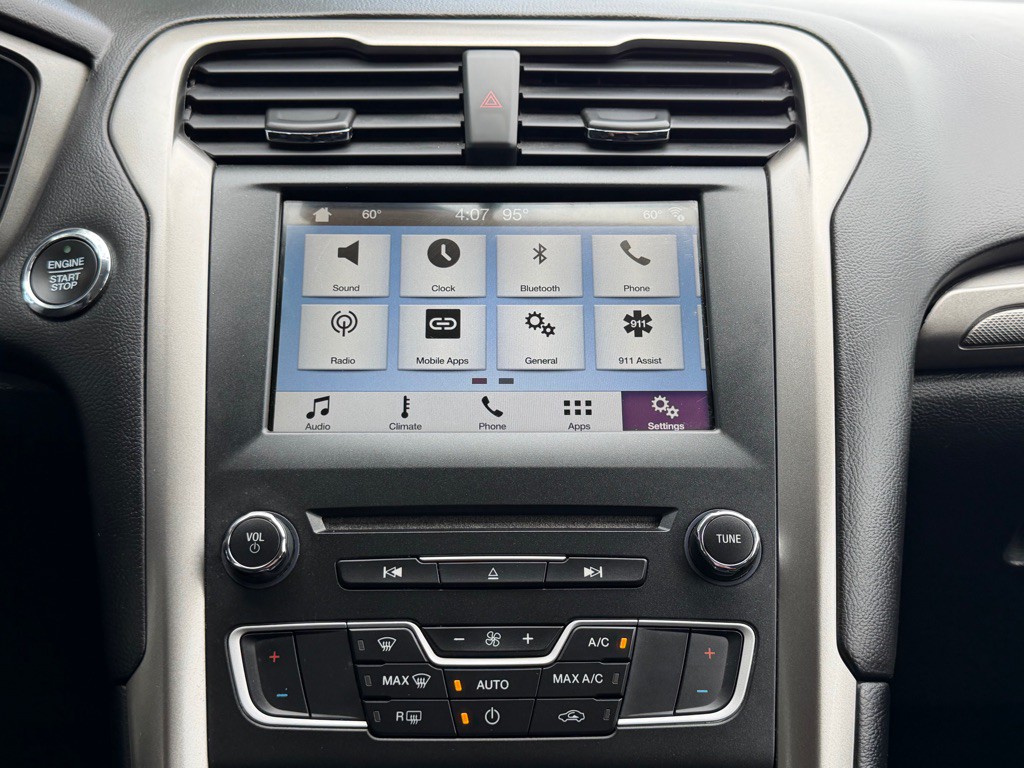 2018 Ford Fusion Image 23